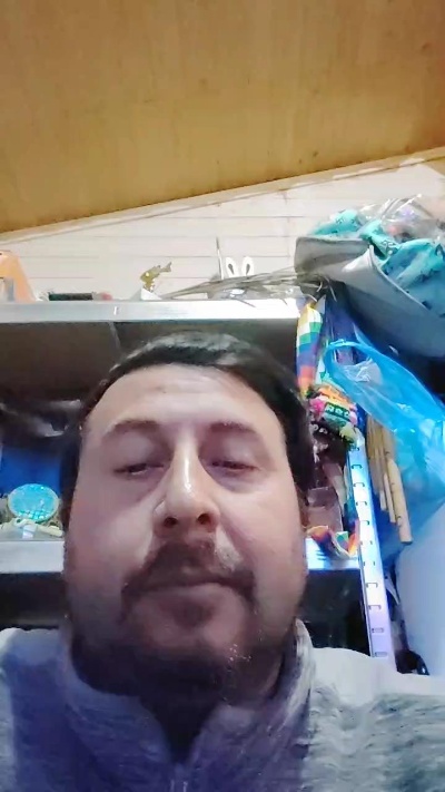 emilio20yhot live cam on Cam4
