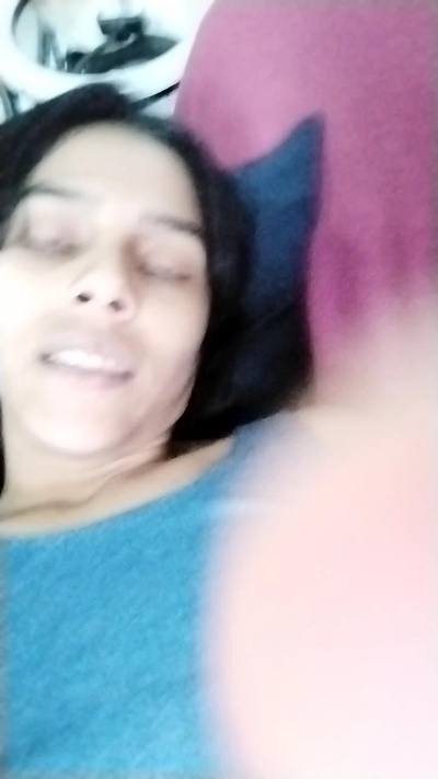 emily5 live cam on Cam4