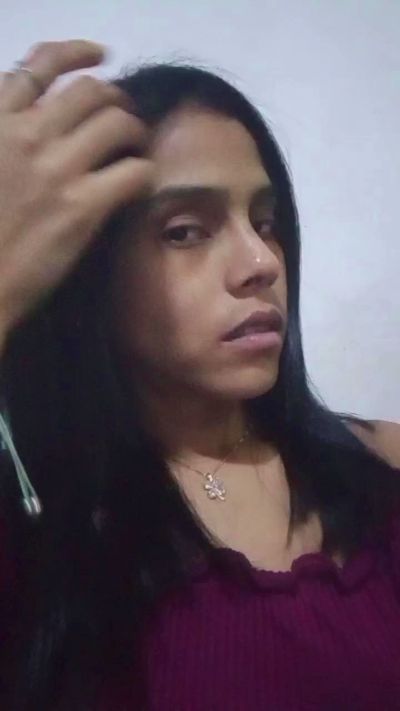 emily5 live cam on Cam4