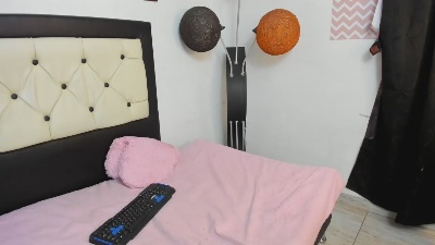 emily_Bl live cam on Cam4