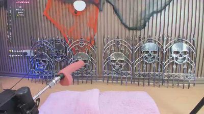 emily_sw live cam on Cam4