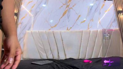 emily_sw live cam on Cam4