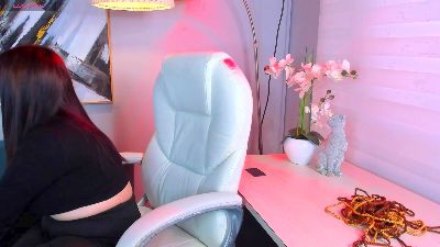 emilyy_sofiaa live cam on Cam4
