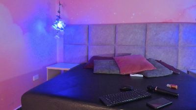 emma_eva live cam on Cam4