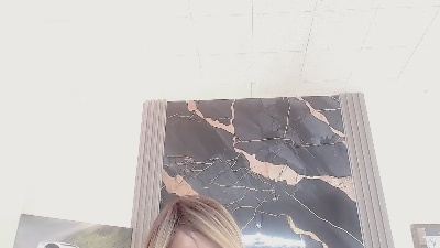 emma_miler live cam on Cam4