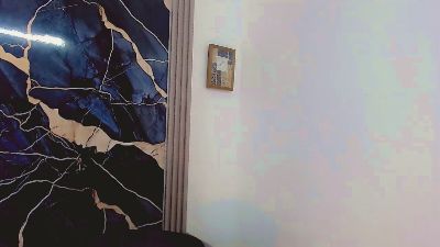 emma_miler live cam on Cam4