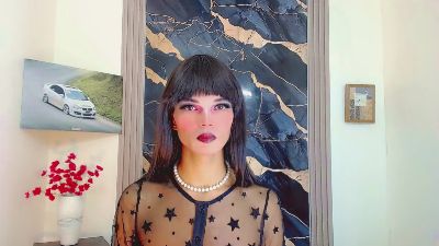 emma_miler live cam on Cam4