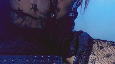 emma_miler live cam on Cam4
