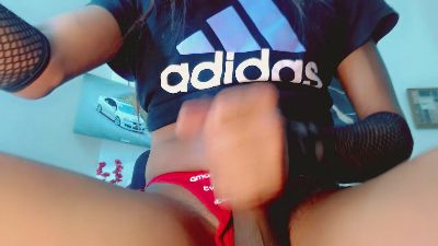 emma_miler live cam on Cam4