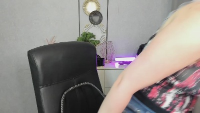 emma_tease live cam on Cam4