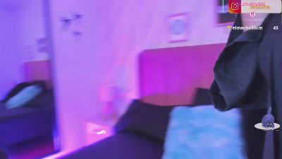 emmaamartinez live cam on Cam4