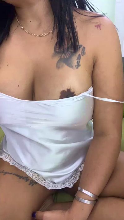 emmabraumm live cam on Cam4