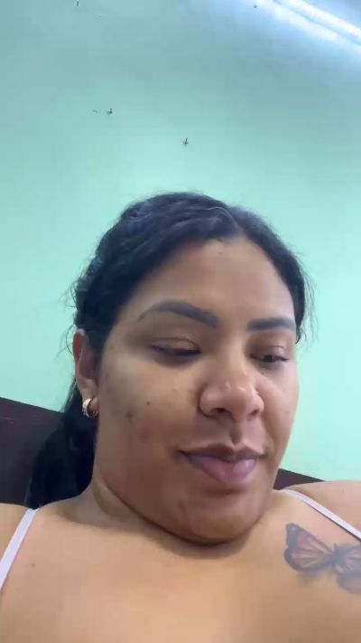 emmabraumm live cam on Cam4