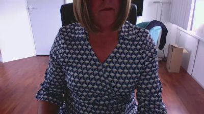 emmaheel live cam on Cam4