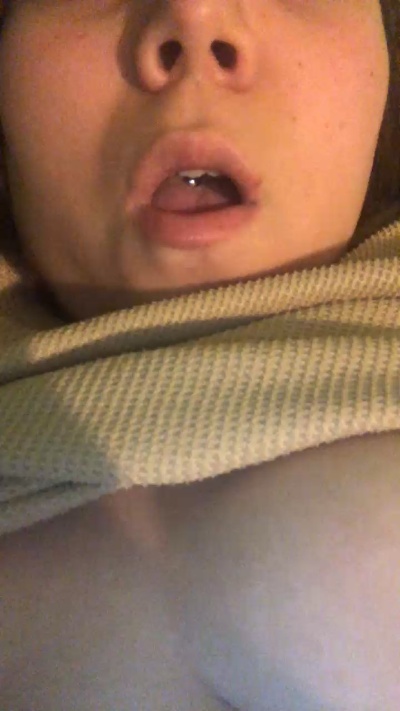 emmahot5 live cam on Cam4