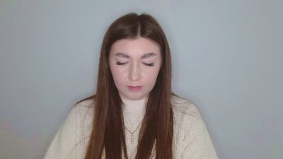 emmamaee live cam on Cam4
