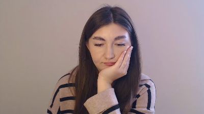 emmamaee live cam on Cam4