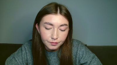 emmamaee live cam on Cam4