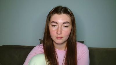 emmamaee live cam on Cam4