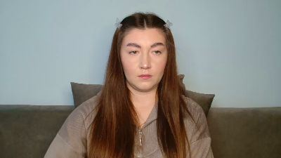 emmamaee live cam on Cam4
