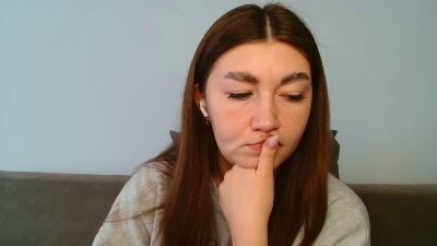 emmamaee live cam on Cam4