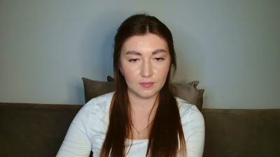 emmamaee live cam on Cam4