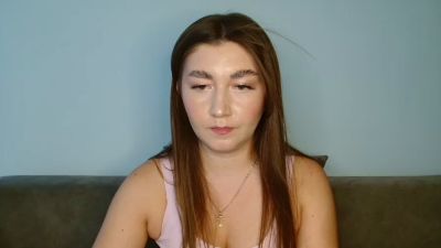 emmamaee live cam on Cam4
