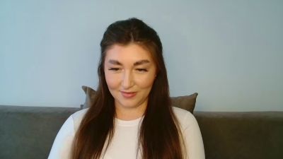 emmamaee live cam on Cam4