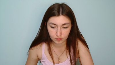 emmamaee live cam on Cam4