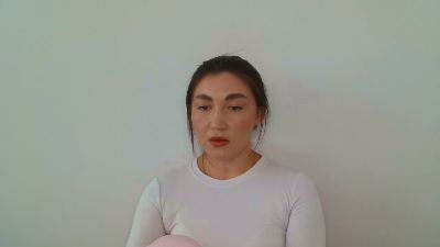 emmamaee live cam on Cam4