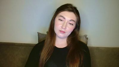 emmamaee live cam on Cam4