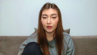 emmamaee live cam on Cam4
