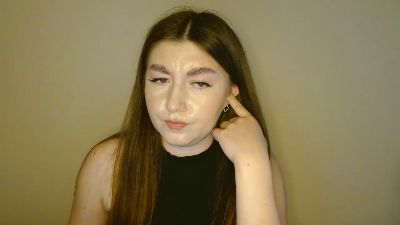 emmamaee live cam on Cam4