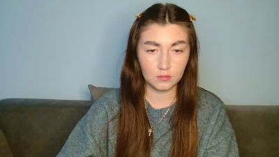 emmamaee live cam on Cam4