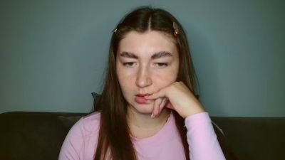 emmamaee live cam on Cam4