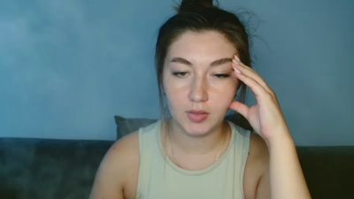emmamaee live cam on Cam4