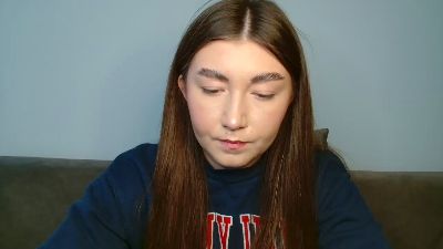emmamaee live cam on Cam4