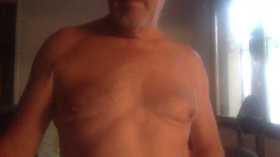 emmasuel84 live cam on Cam4