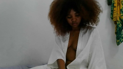 emme42 live cam on Cam4