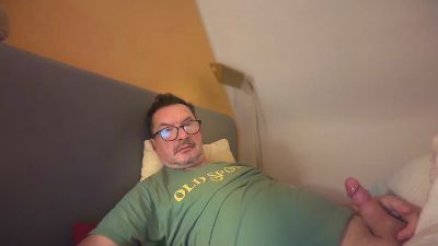 emu49 live cam on Cam4