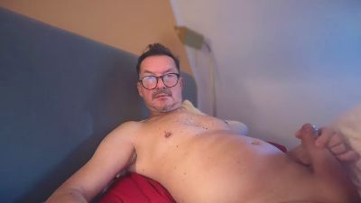 emu49 live cam on Cam4