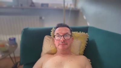 emu49 live cam on Cam4