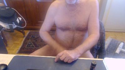 enchasse55 live cam on Cam4