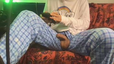 energia_hot live cam on Cam4