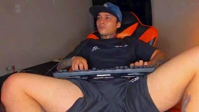 enjoymycock999 live cam on Cam4