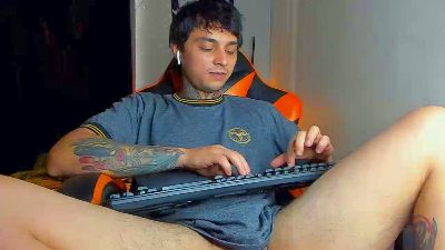 enjoymycock999 live cam on Cam4