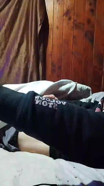 enky369 live cam on Cam4