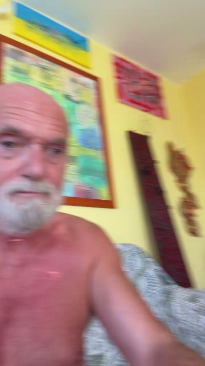 enrico319 live cam on Cam4