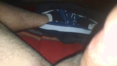 enriq34 live cam on Cam4