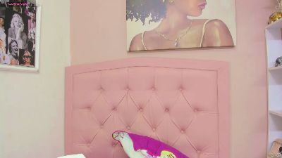 enyelin live cam on Cam4